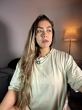 Im_sophiie's Live XXX Chat