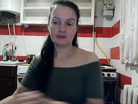LoveNBloom's Live XXX Chat