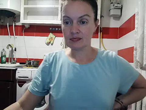 LoveNBloom's Live XXX Chat