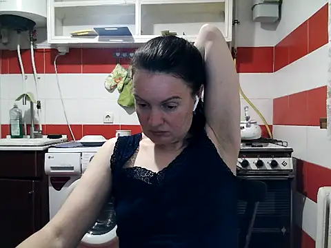 LoveNBloom's Live XXX Chat