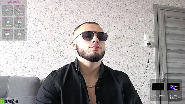 PaulGrow Show in webcam