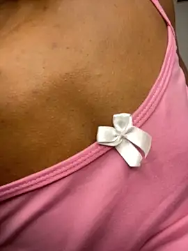 _yisela_ Chat XXX in diretta