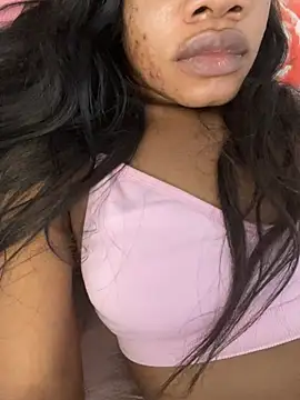 _yisela_'s Live XXX Chat