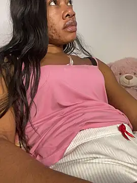 _yisela_ – Live XXX-chat