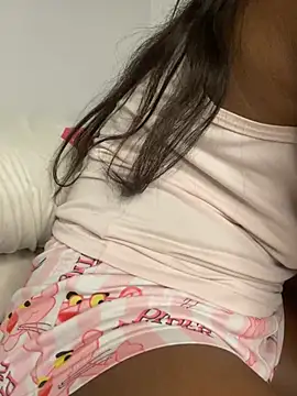 Chatroom XXX en direct de _yisela_