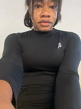 _yisela_'s Live XXX Chat