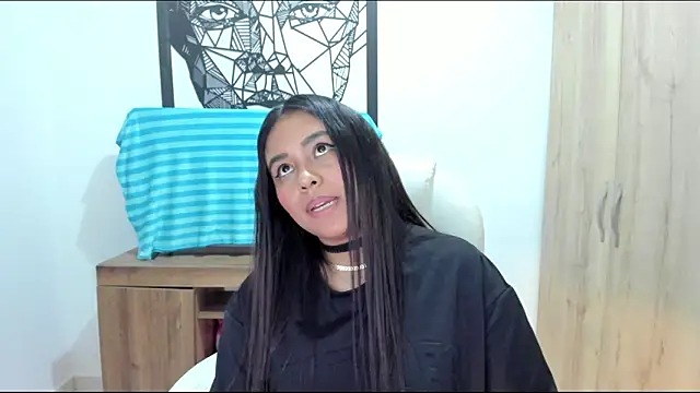 Ciara8 Adlı Modelin Canlı XXX Sohbeti