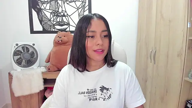 Chat +18 de Ciara8 ao vivo