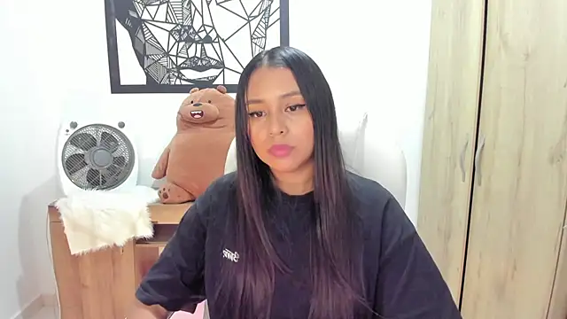 Ciara8 Chat XXX in diretta