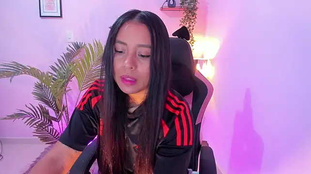 Ciara8's Live XXX Chat