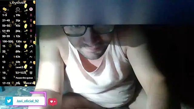 Javi_92 élő XXX-chatje