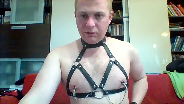 عرض كام Matttthees