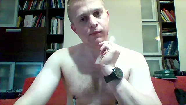 Show modela Matttthees na web-kameri