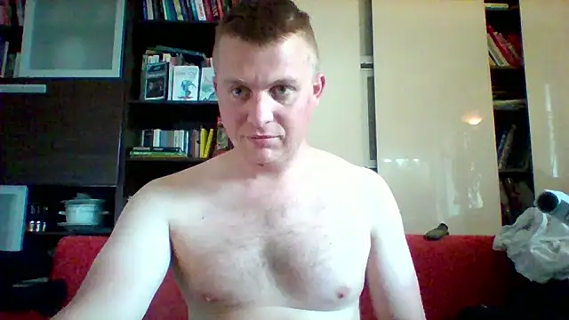 Matttthees Show in webcam