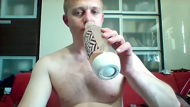 Mattttheesn Webbikameraesitys
