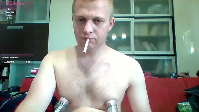 Matttthees' Webcam Show
