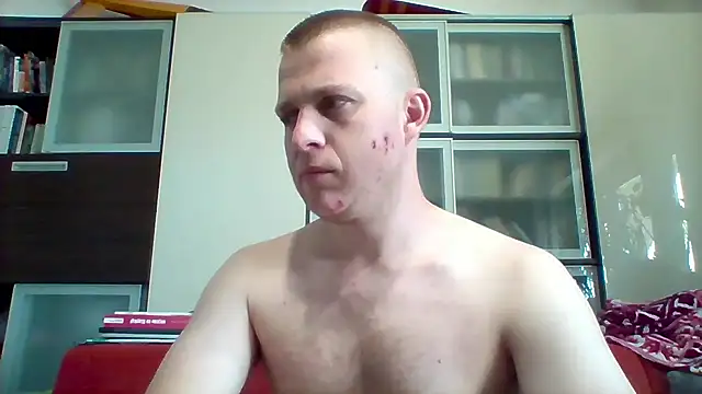 Show modela Matttthees na web-kameri