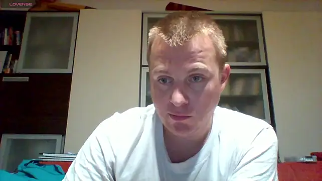Matttthees webcam show