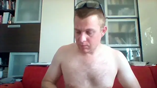عرض كام Matttthees