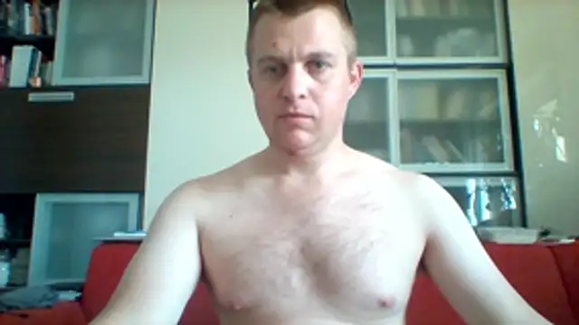 Show modela Matttthees na web-kameri