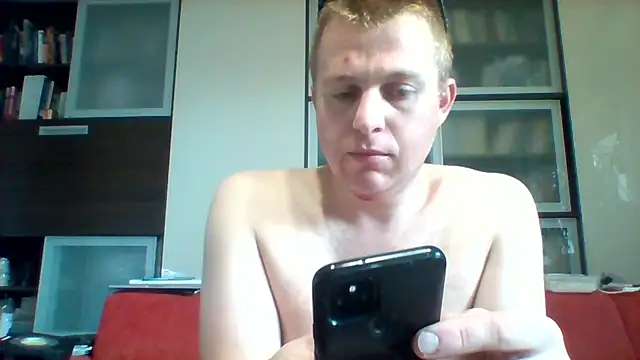 Show modela Matttthees na web-kameri