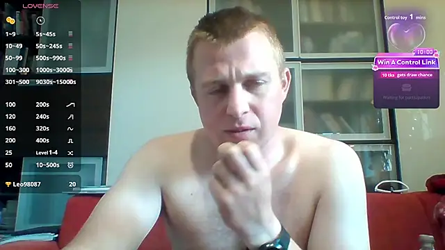 Вебкам-шоу Matttthees