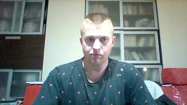 Matttthees 网络视讯表演