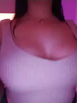 Squirt_pussyy webcam show
