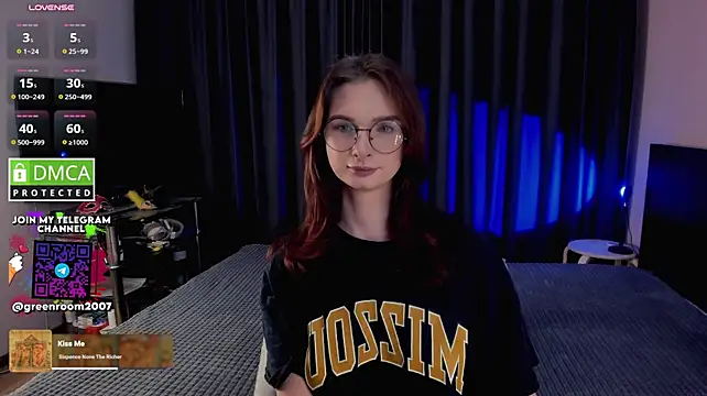 Lee_Loo Pertunjukan Webcam