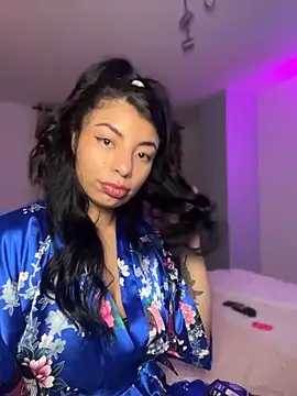 Miaparkerss_ Adlı Modelin Canlı XXX Sohbeti