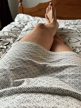 sweetmystery1 Show in webcam