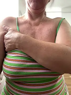 sweetmystery1 লাইভ XXX চ্যাট