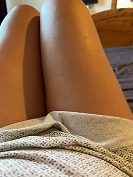 sweetmystery1 webcam show