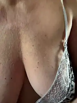 sweetmystery1 webkamerás műsora