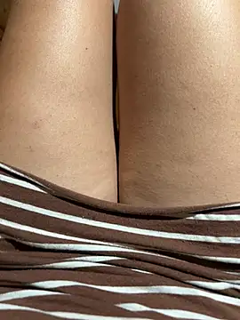 sweetmystery1 Show in webcam