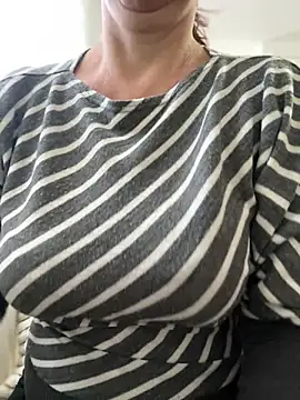 sweetmystery1's Webcam Show