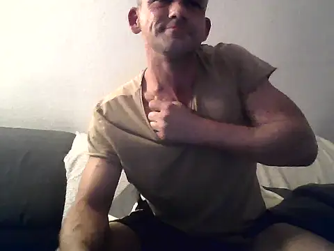 Cambitchboy webkamerás műsora