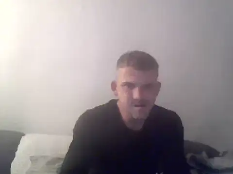 Cambitchboy webkamerás műsora