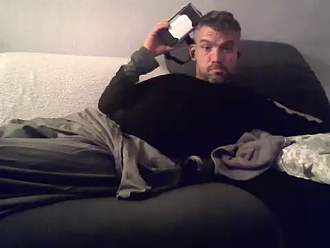 Cambitchboy Show in webcam