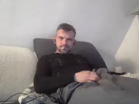 Cambitchboy webkamerás műsora