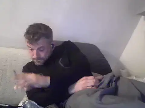Cambitchboy Webcamshow