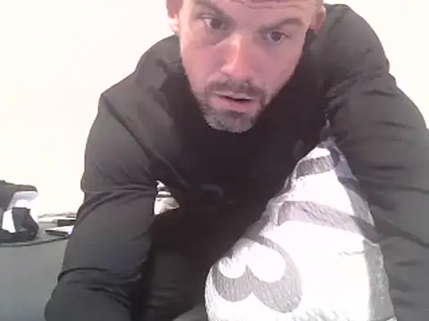 Cambitchboy Webcam show