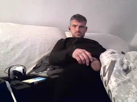 Cambitchboy Show in webcam