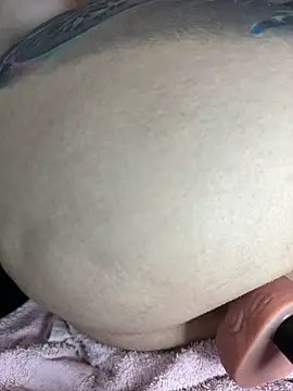 Lizzy_R Pertunjukan Webcam
