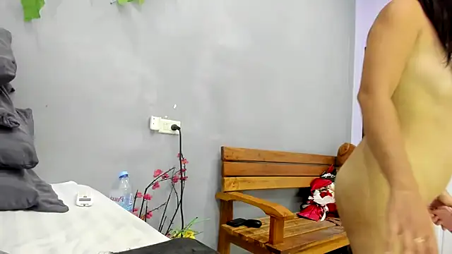 loveley_jenny Pertunjukan Webcam