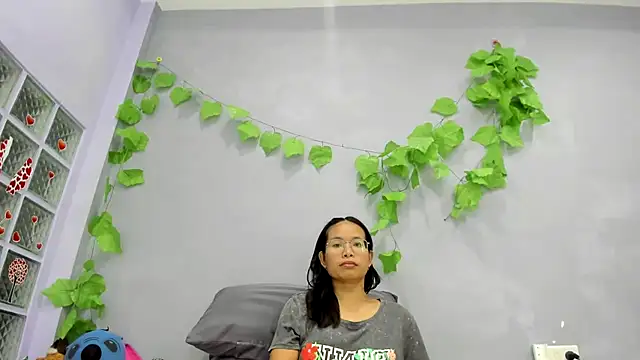 loveley_jenny élő XXX-chatje