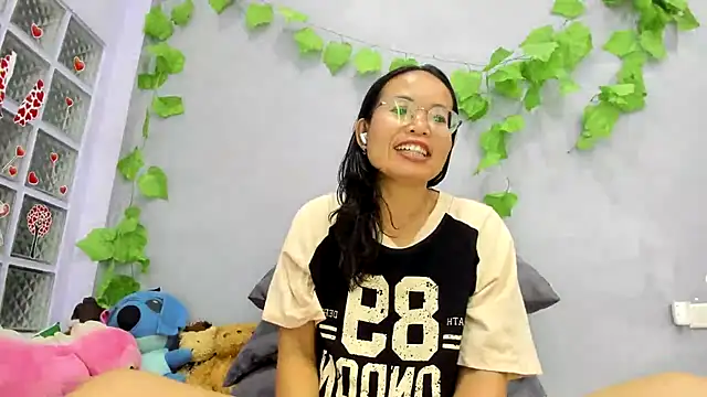 loveley_jenny's Webcam Show