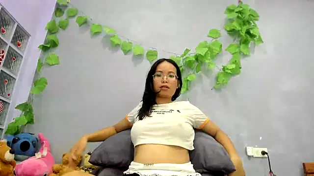 Chatroom XXX en direct de loveley_jenny