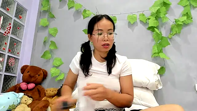 Czat XXX na żywo – loveley_jenny