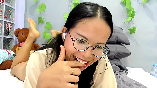 โชว์เว็บแคมของ loveley_jenny